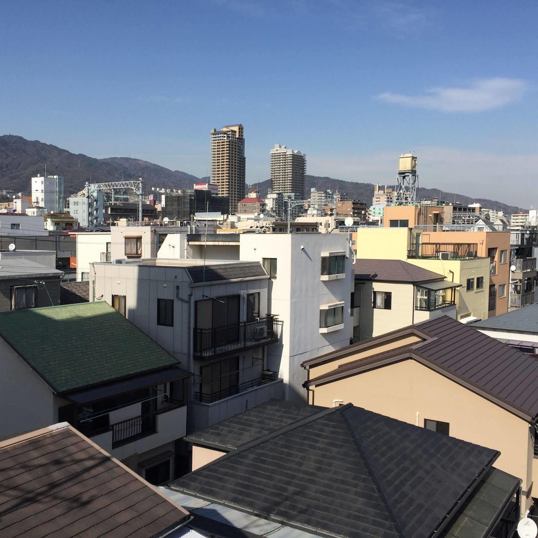 T&K Hostel Kobe Sannomiya East Екстер'єр фото