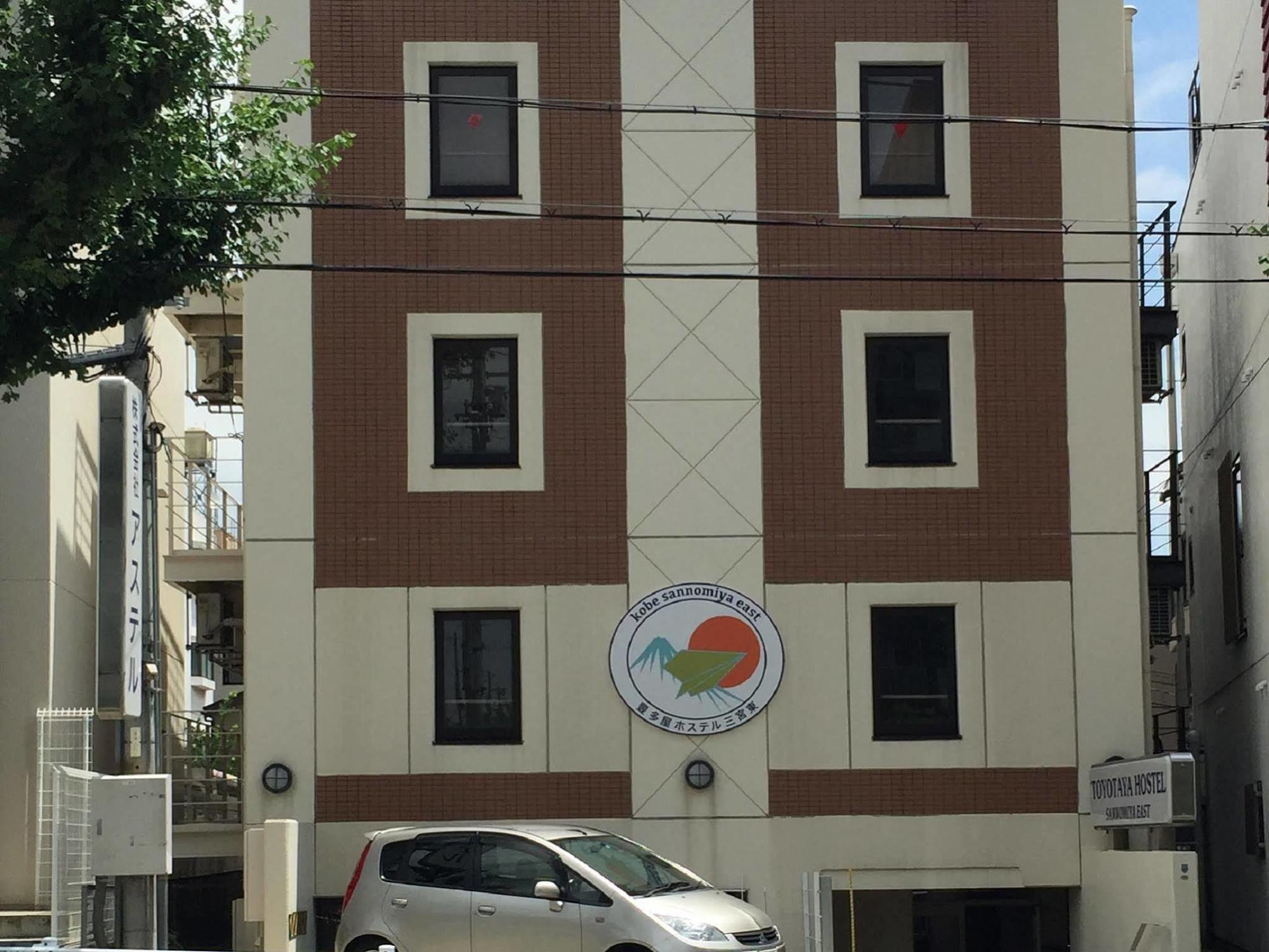 T&K Hostel Kobe Sannomiya East Екстер'єр фото